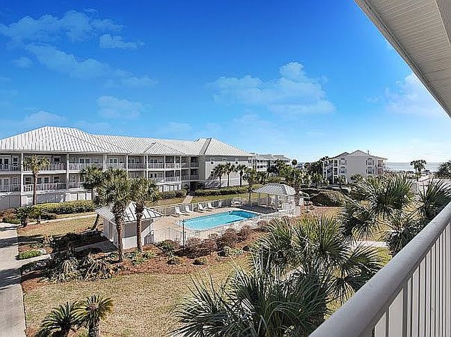 Image of 2410 Scenic Gulf Dr