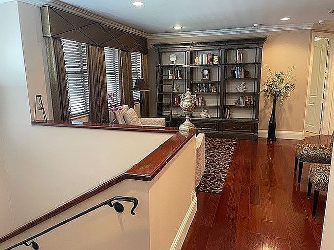 Image of 2743 Ne 20th Ct