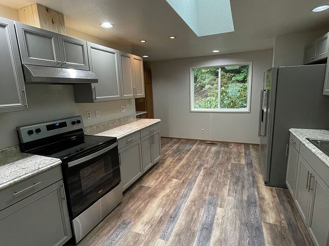 Photo of 9406 Saint Johns Pl Ne, Bremerton, WA