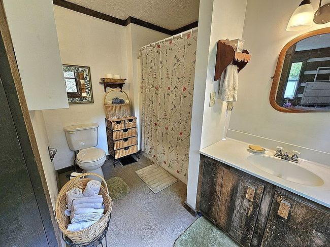 Photo of 344 Hook Hill Rd, Luray, VA