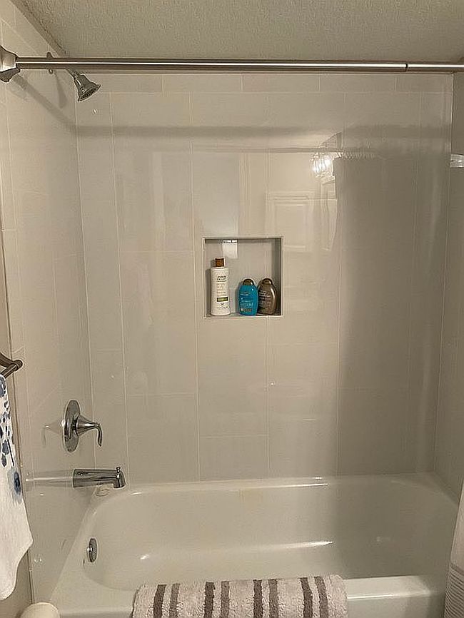 Photo of 1813 Mariner Dr Apt 145, Tarpon Springs, FL