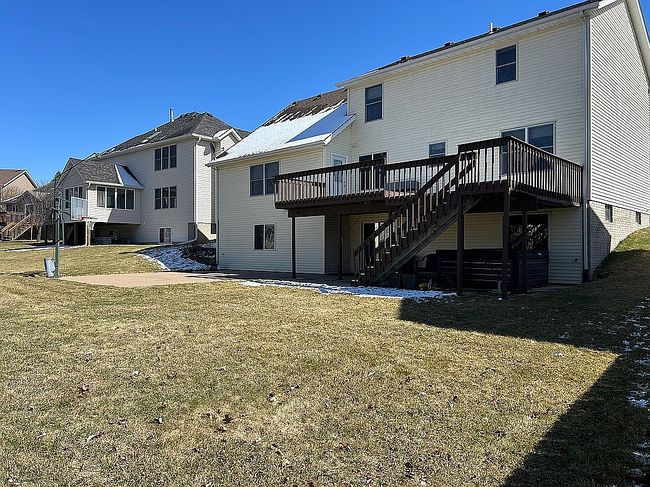 Photo of 2016 Plum Tree Rd, Bettendorf, IA