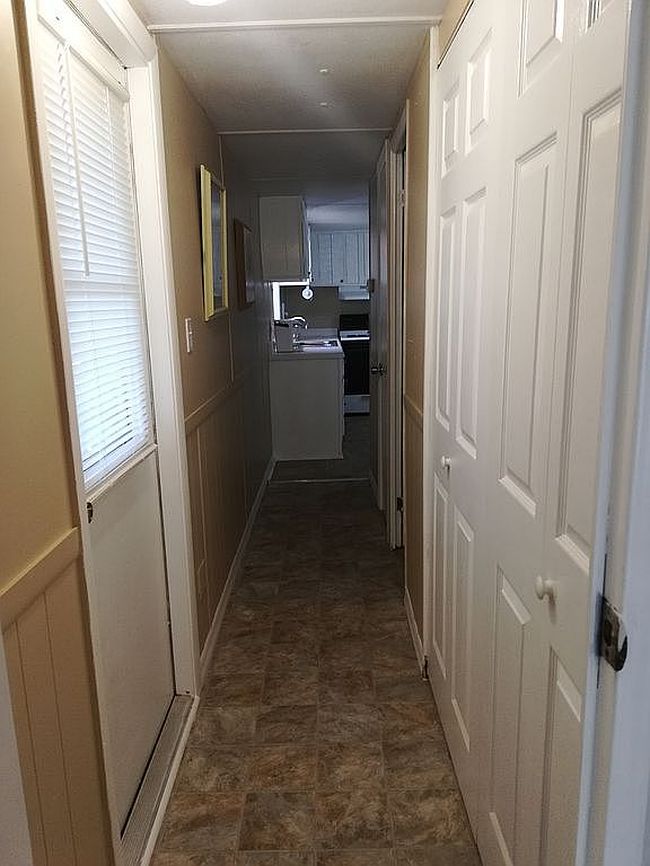 Image of 210 Camellia Dr