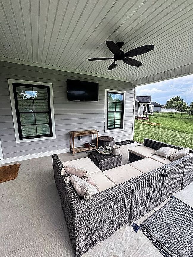 Photo of 578 Denver Cir, Bowling Green, KY