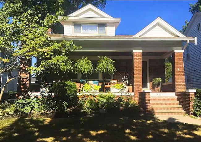 Photo of 1476 Bunts Rd, Lakewood, OH