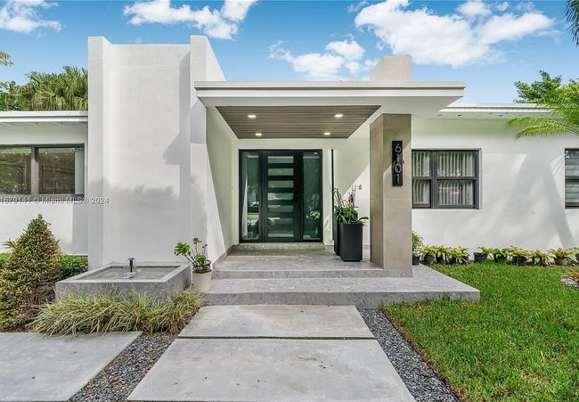 Preview of property located at 6101 Sw 44th Ter