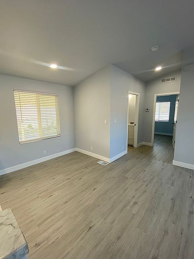 Image of 1461 W Mission Blvd Space 6A