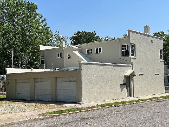 Image of 828 & 830 Chestnut Ave