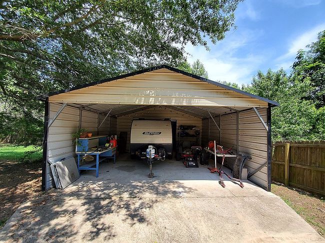 Additional photo 3 of property located at 1251 E Beverly Dr