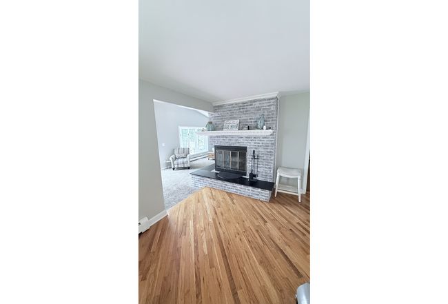 Photo of 5870 Silver Birch Rd