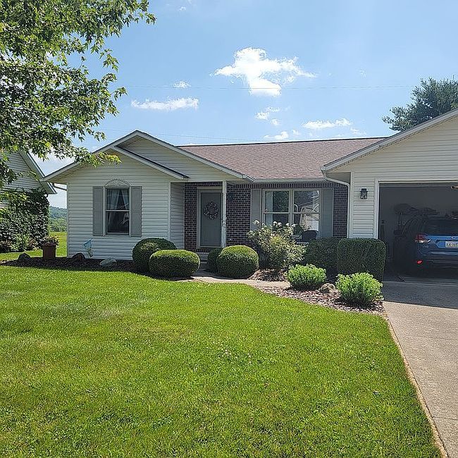 Photo of 1028 Gertrude Ave, Logan, OH