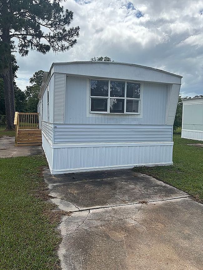 Photo of 10166 103rd St #13, Jacksonville, FL