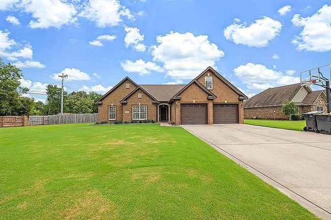 Photo of 14 Mountain Cove Dr, Trinity, AL