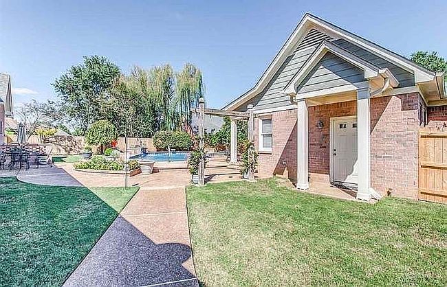 Image of 1530 Daventry Dr