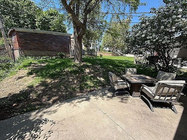 Image of 1435 Parkway St