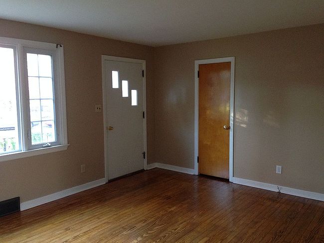 Image of 421 Laurel Ave
