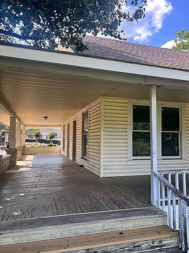 Photo of 330 Pine St, Minden, LA