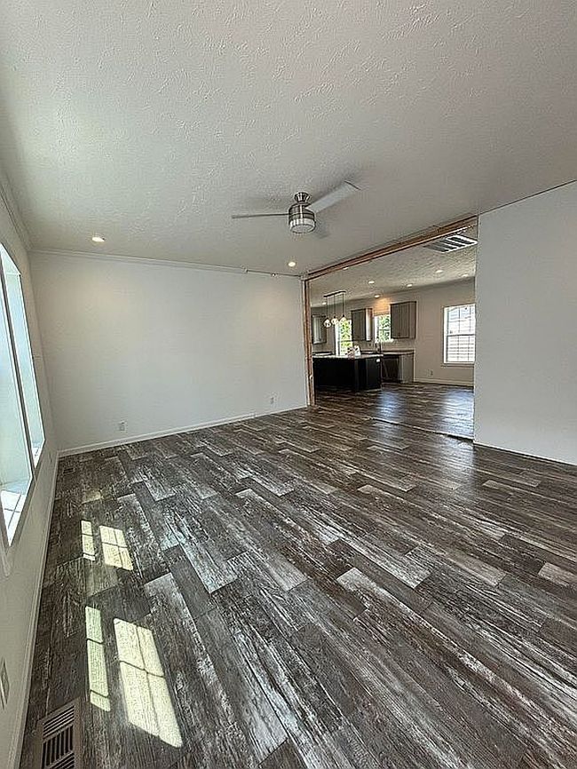 Preview of property located at 4046 Us Highway 70 E #2