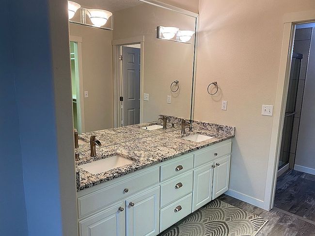 Photo of 300 Columbia Point Dr Unit D101, Richland, WA