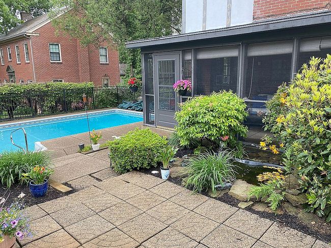 Photo of 400 4th St, Beaver Falls, PA