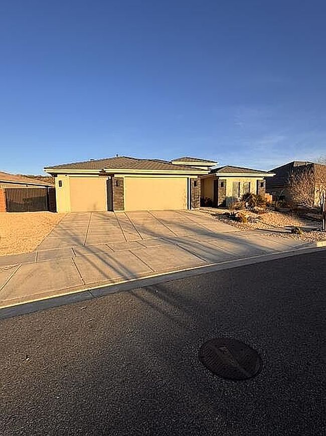 Image of 682 N Sage Grouse Dr