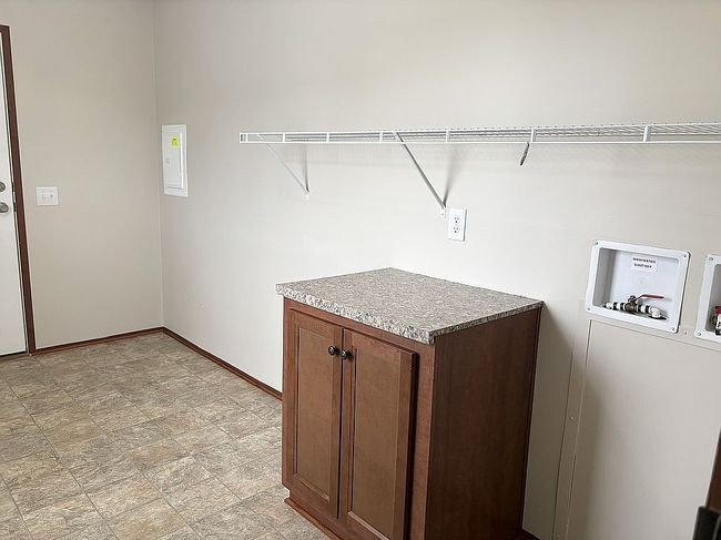 Photo of 33388 Magnolia Dr, Lenox, MI