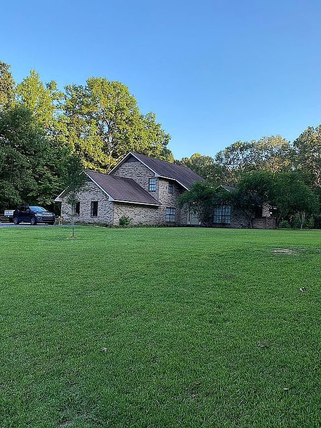 Photo of 562 Hutchins Landing Rd, Natchez, MS