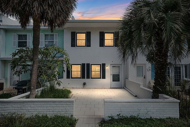 Photo of 210 Bunker Hill Ln