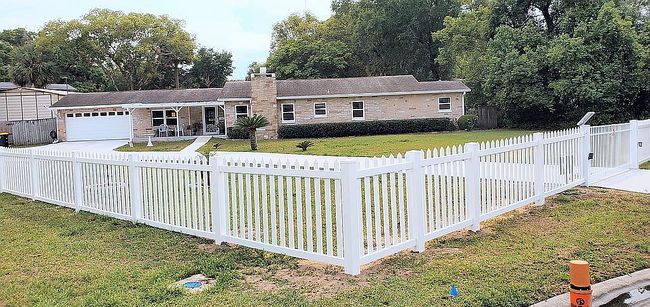 Image of 400 W Graves Ave