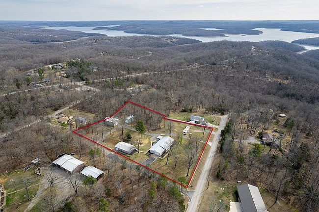 Image of 112 Thunderbird Ln