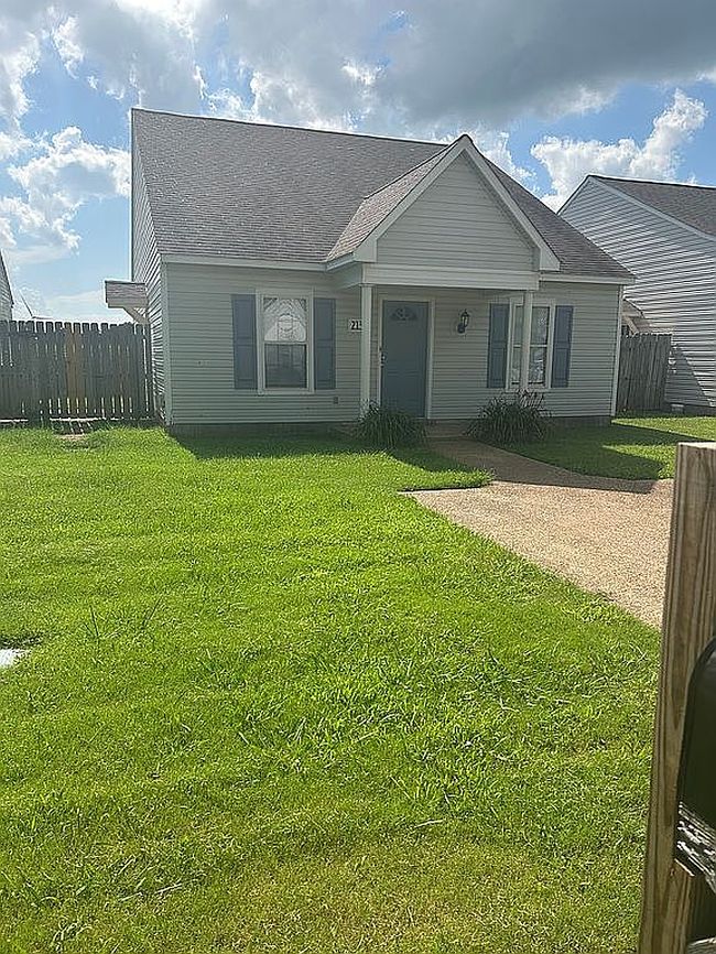 Photo of 213 Sequoia St, Wynne, AR