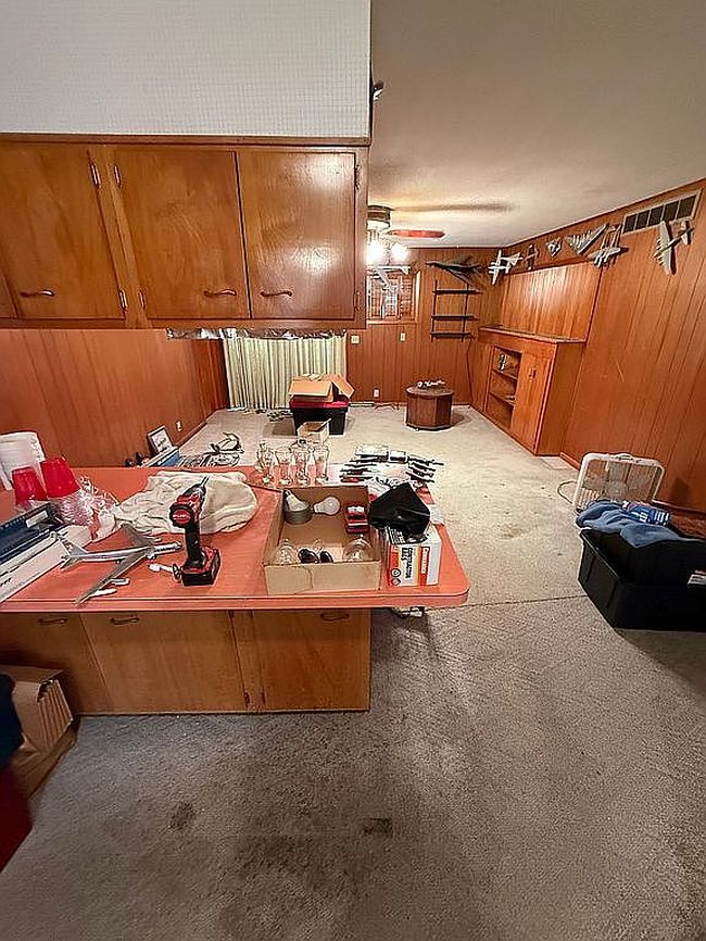 Additional photo 2 of property located at 2744 E Glen Oaks Dr