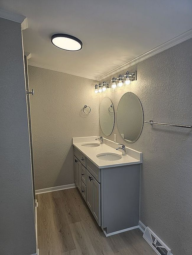 Image of 816 Red Lighthouse Ln