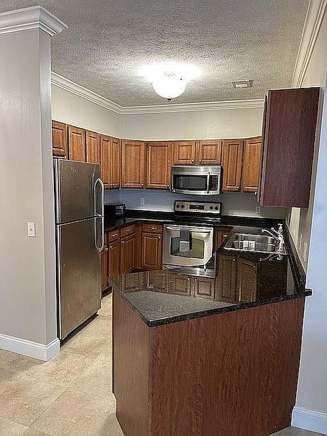 Photo of 1622 Suncrest Vlg, Morgantown, WV