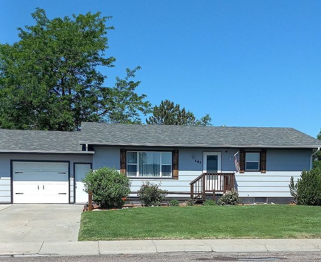 Photo of 685 15th St, Gering, NE