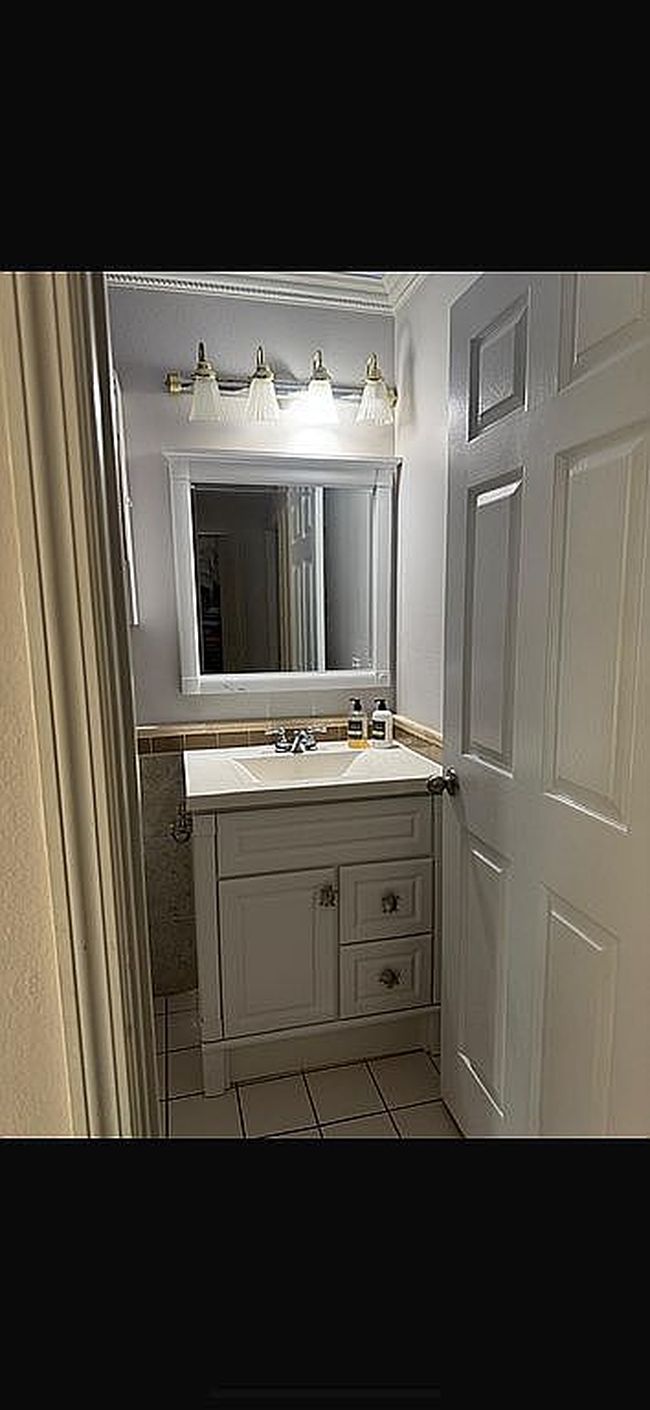 Image of 1813 Se Balleto St