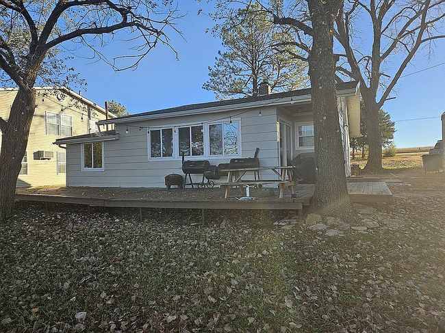 Photo of 2 Eureka Lake Rd, Eureka, KS