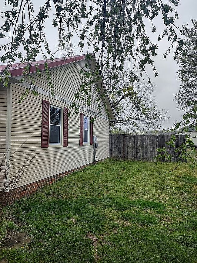 Image of 27945 Copeland Rd