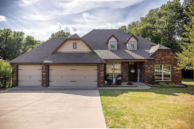 Photo of 14701 E 150th St N, Collinsville, OK