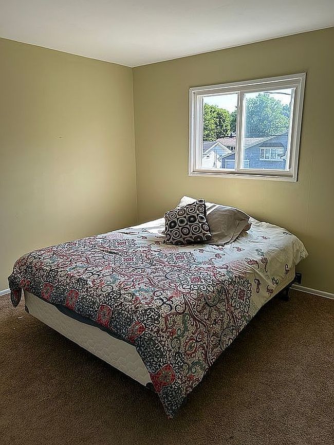 Photo of 86 Mark Twain Dr, Hamilton, NJ