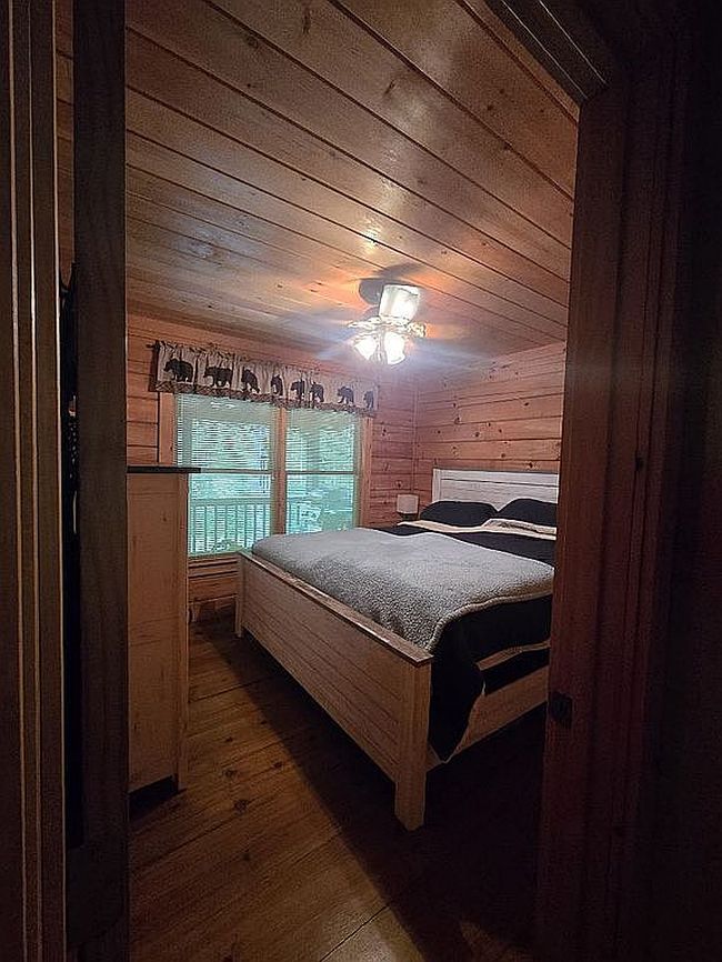 Preview of property located at 170 Ashley Dr