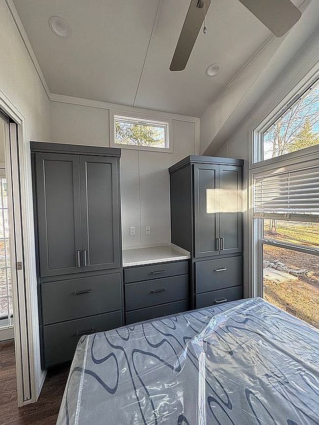 Image of 150 Chapel Rd #909