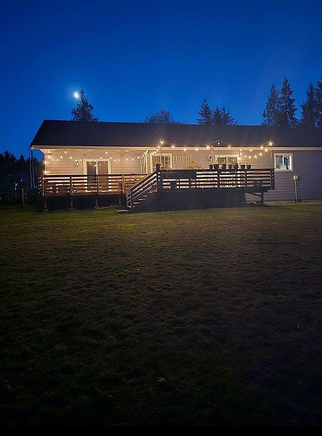 Photo of 42221 Hillcrest Loop, Astoria, OR