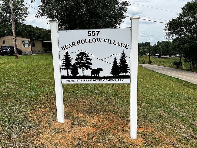 Image of 557 Bear Hollow Rd #9