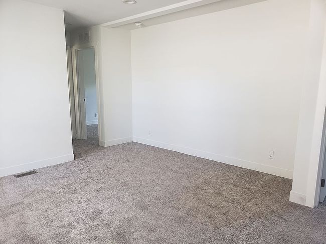 Image of 71 Tiger Dr