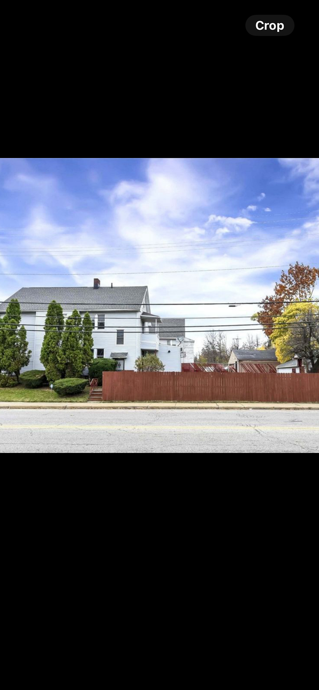 Image of 3741 E 146th St