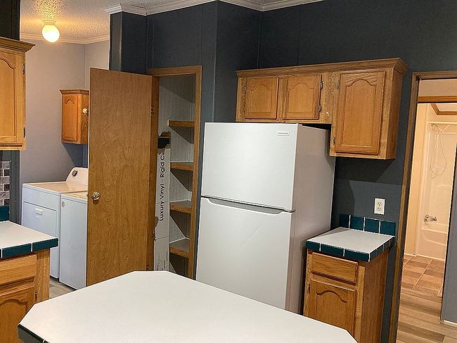 Photo of 604 Hidden River Dr #136, Adrian, MI