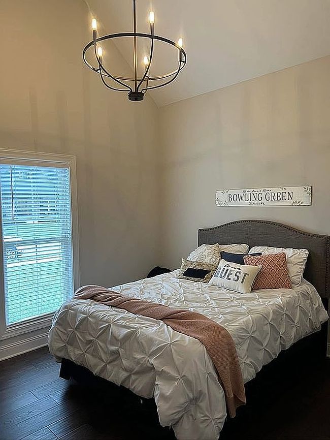 Image of 6433 E Haven Way