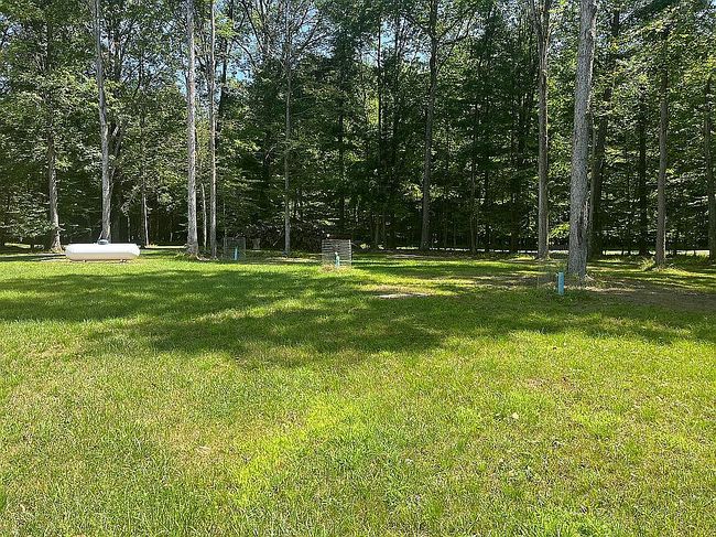 Photo of 1663 Roundtown Dr, Crown, PA