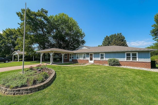Photo of 1155 Hillview Dr